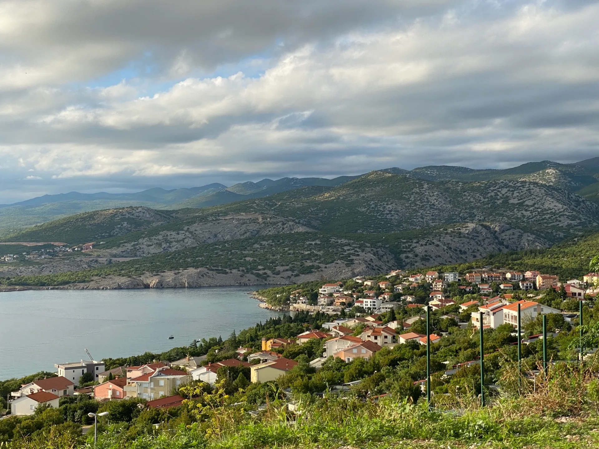 Klenovica harbour and coast