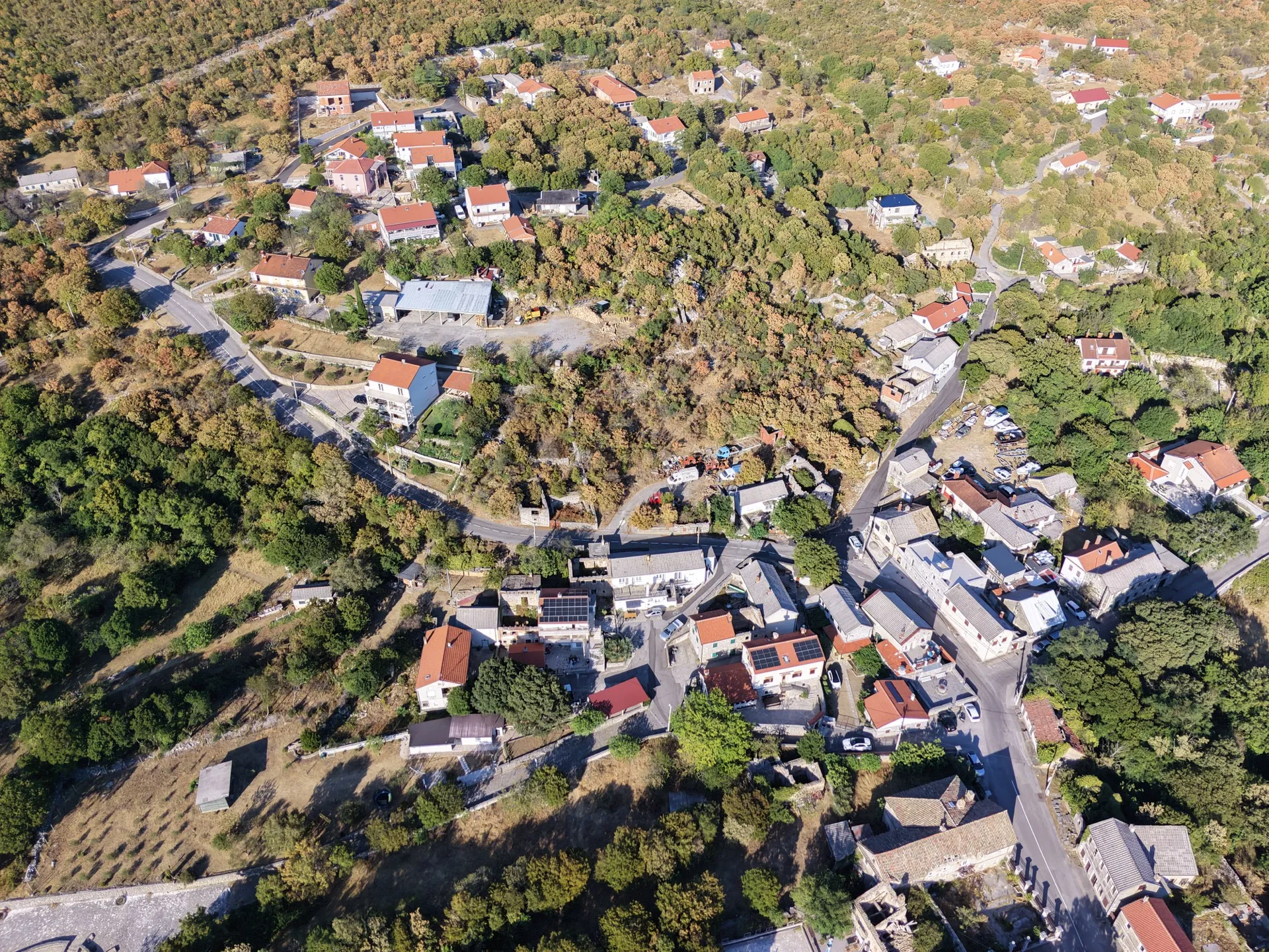 Modern Ledenice village below the Gradina hill