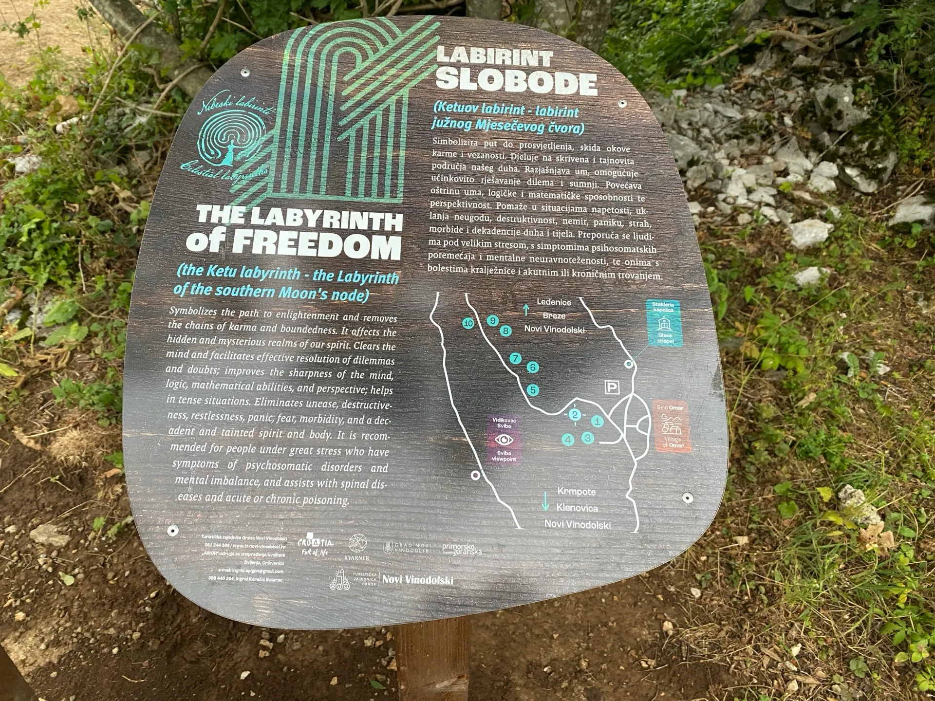 Sign for the Labyrinth of Freedom